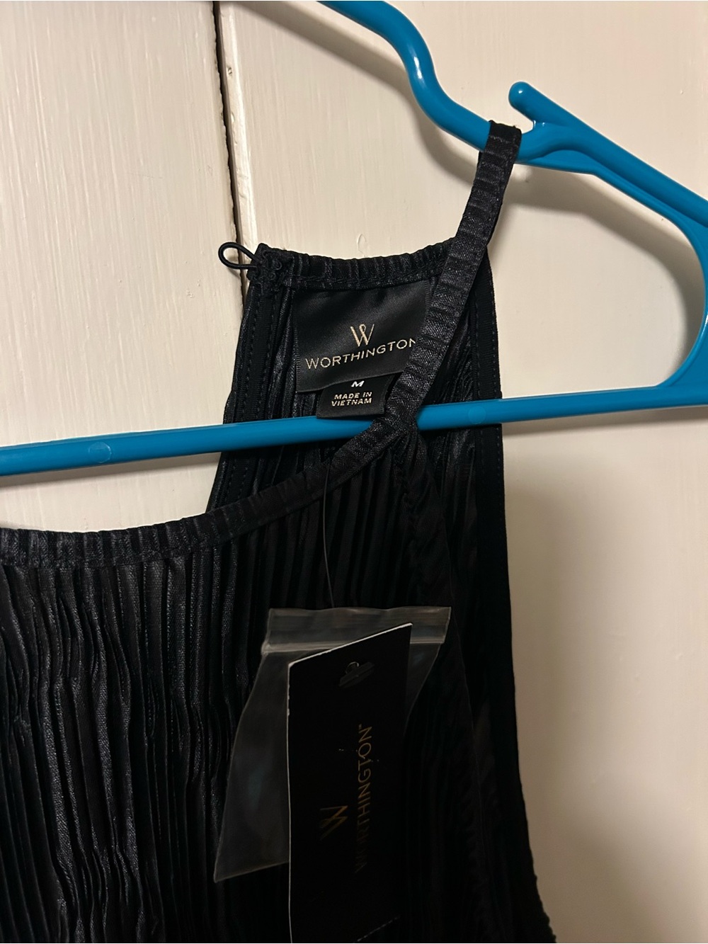 Worthington Black Pleated Racerback Tank - Picture 4 of 4